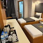 E5 Park Ξενοδοχείο 3*