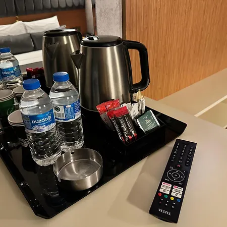 Hotel E5 Park 3*