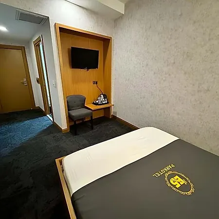 Hotell E5 Park 3*