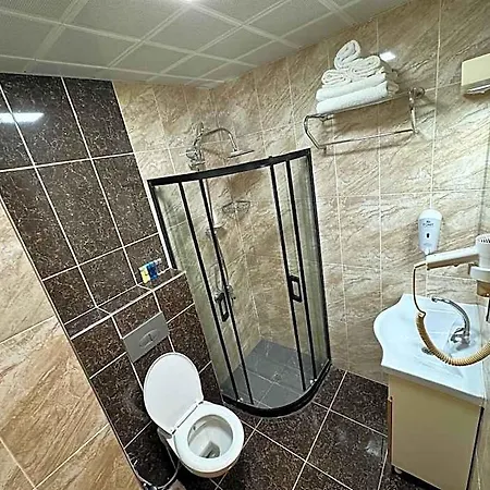 E5 Park Hotel 3*