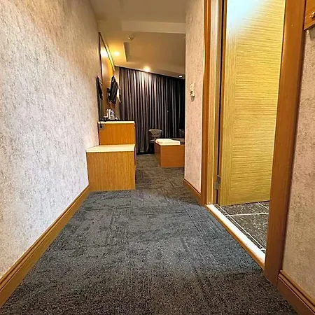 E5 Park 3*