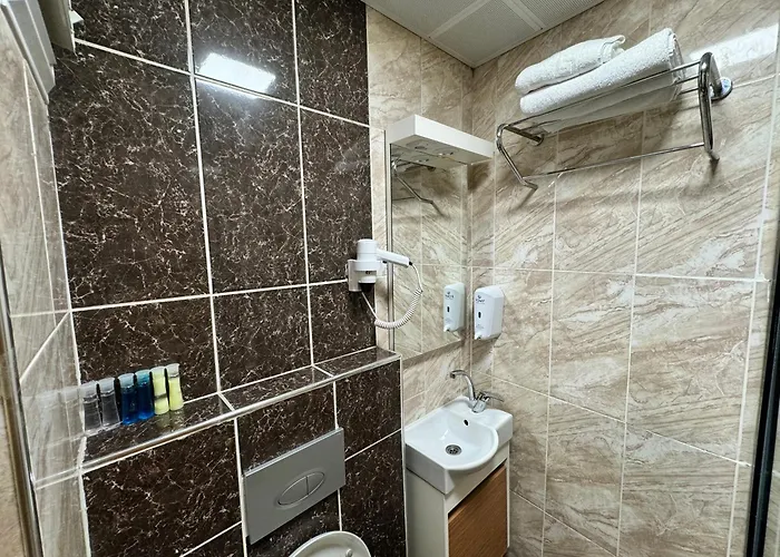 E5 Park Szálloda 3*